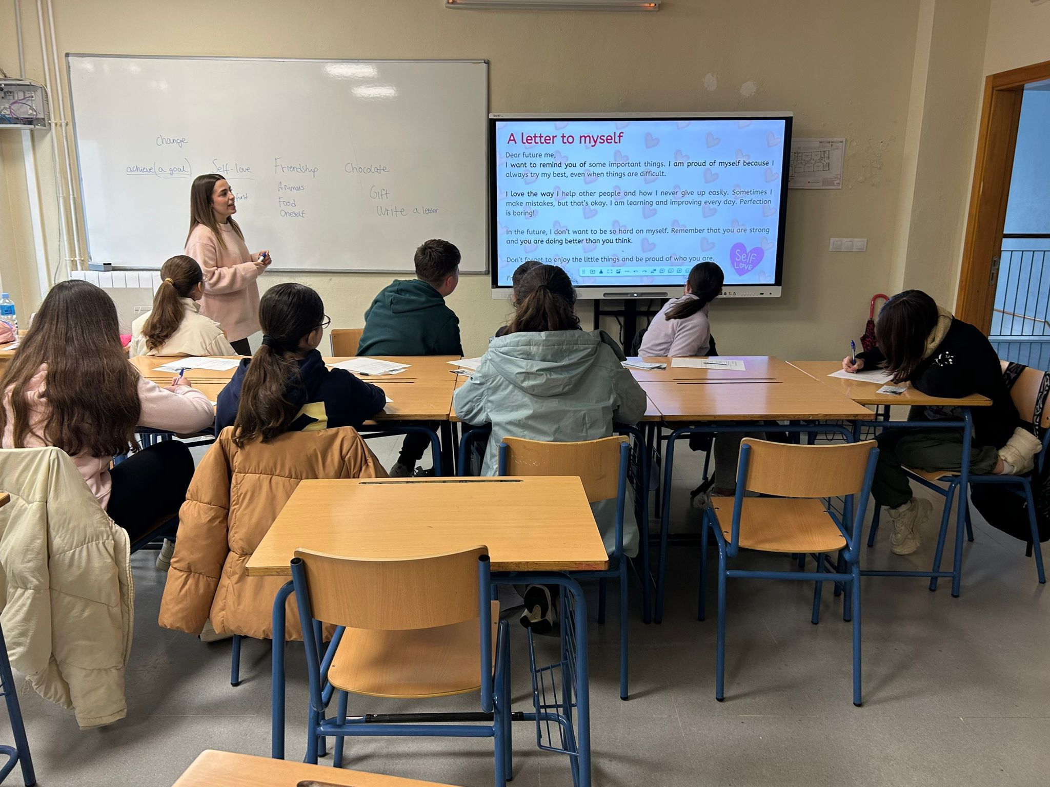 Programa de Competencia Comunicativa en Enseñanza Bilingüe